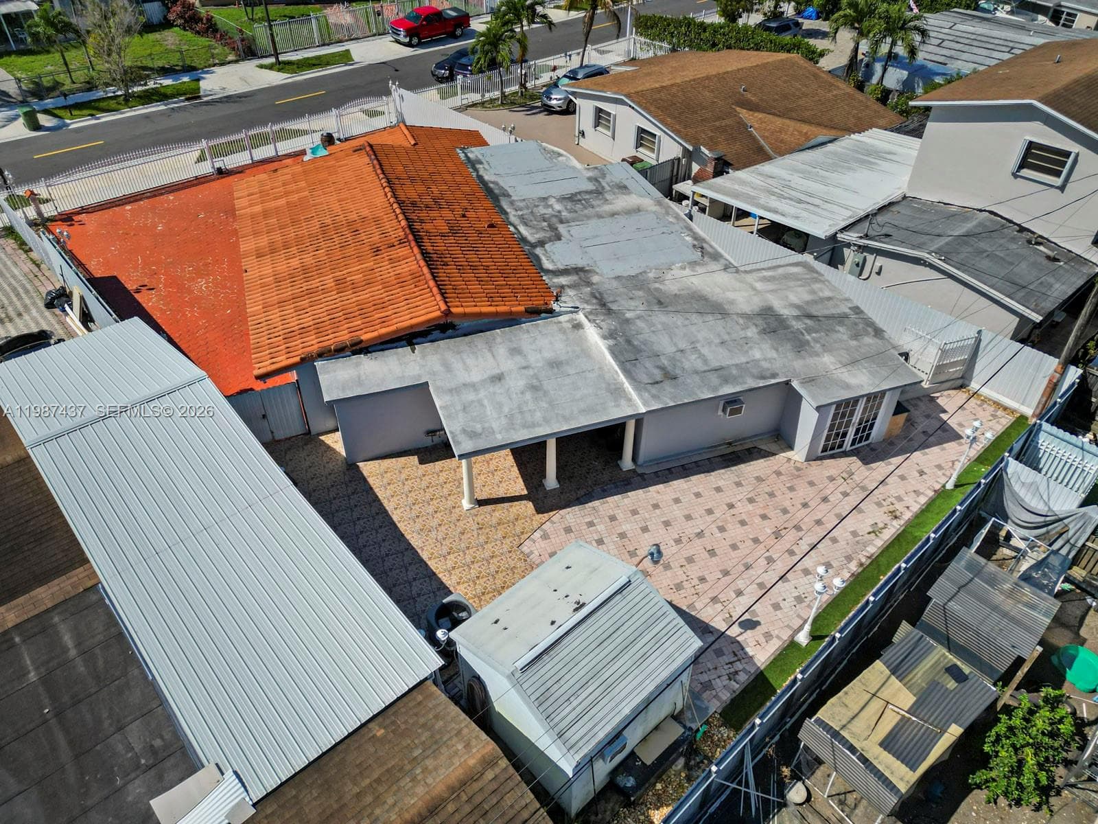 871 SE 5th Pl, Hialeah FL 33010 — 4