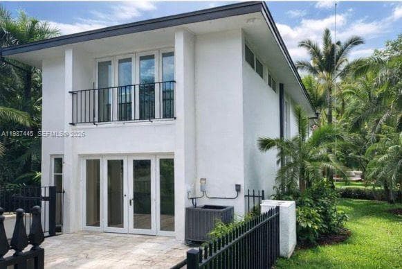 1226 San Miguel Ave # 1226, Coral Gables FL 33134 — 3