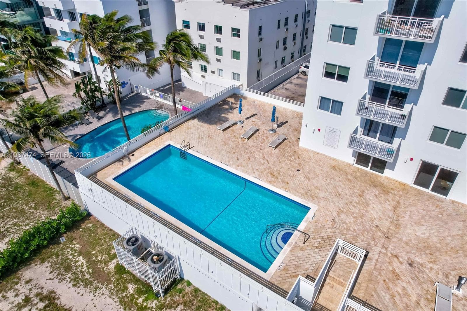 345 Ocean Dr # 607, Miami Beach FL 33139 — 24