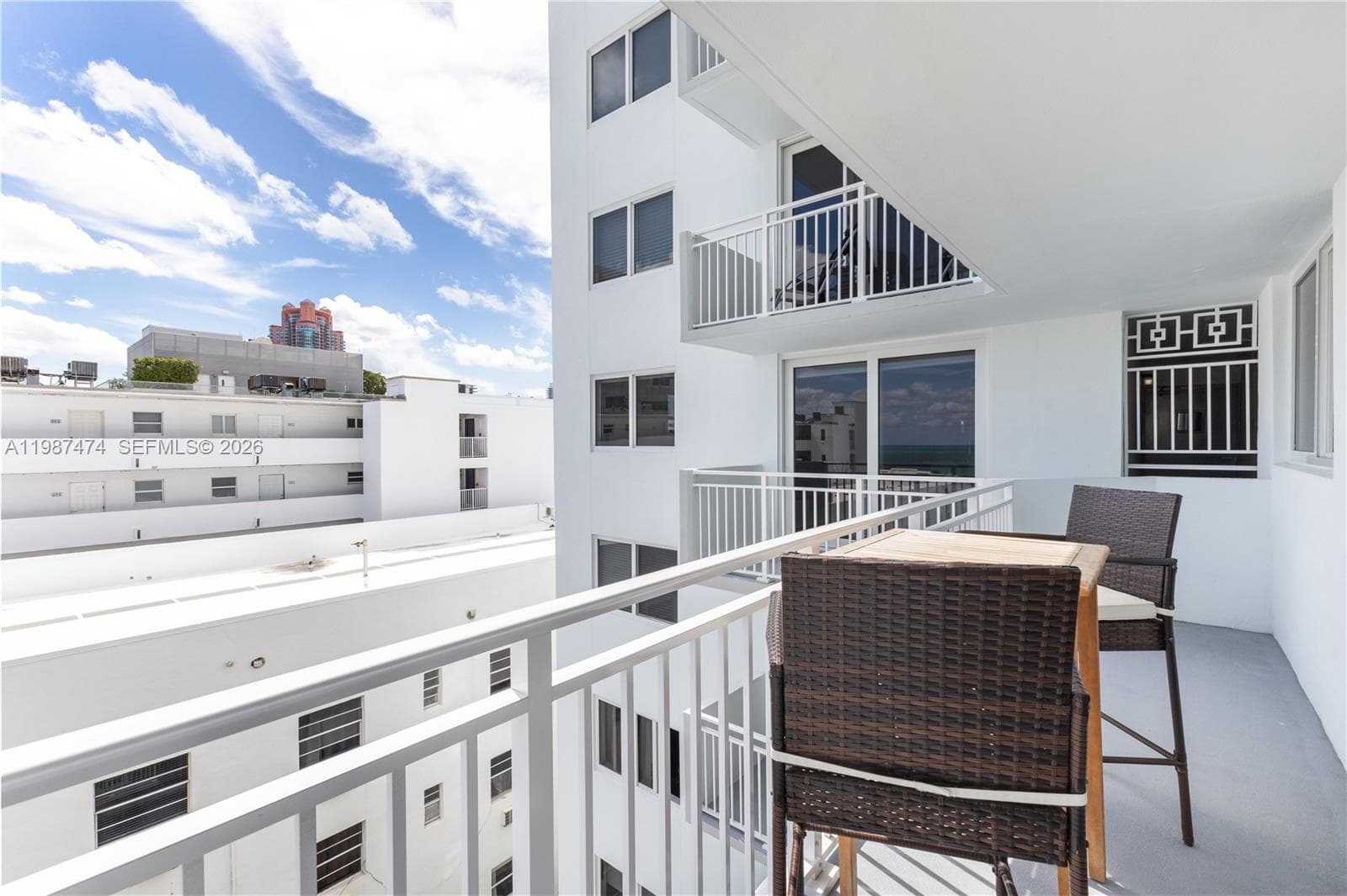 345 Ocean Dr # 607, Miami Beach FL 33139 — 19