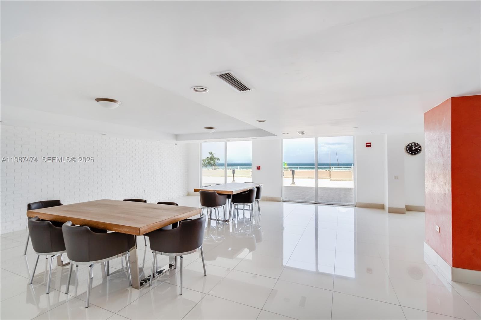 345 Ocean Dr # 607, Miami Beach FL 33139 — 29