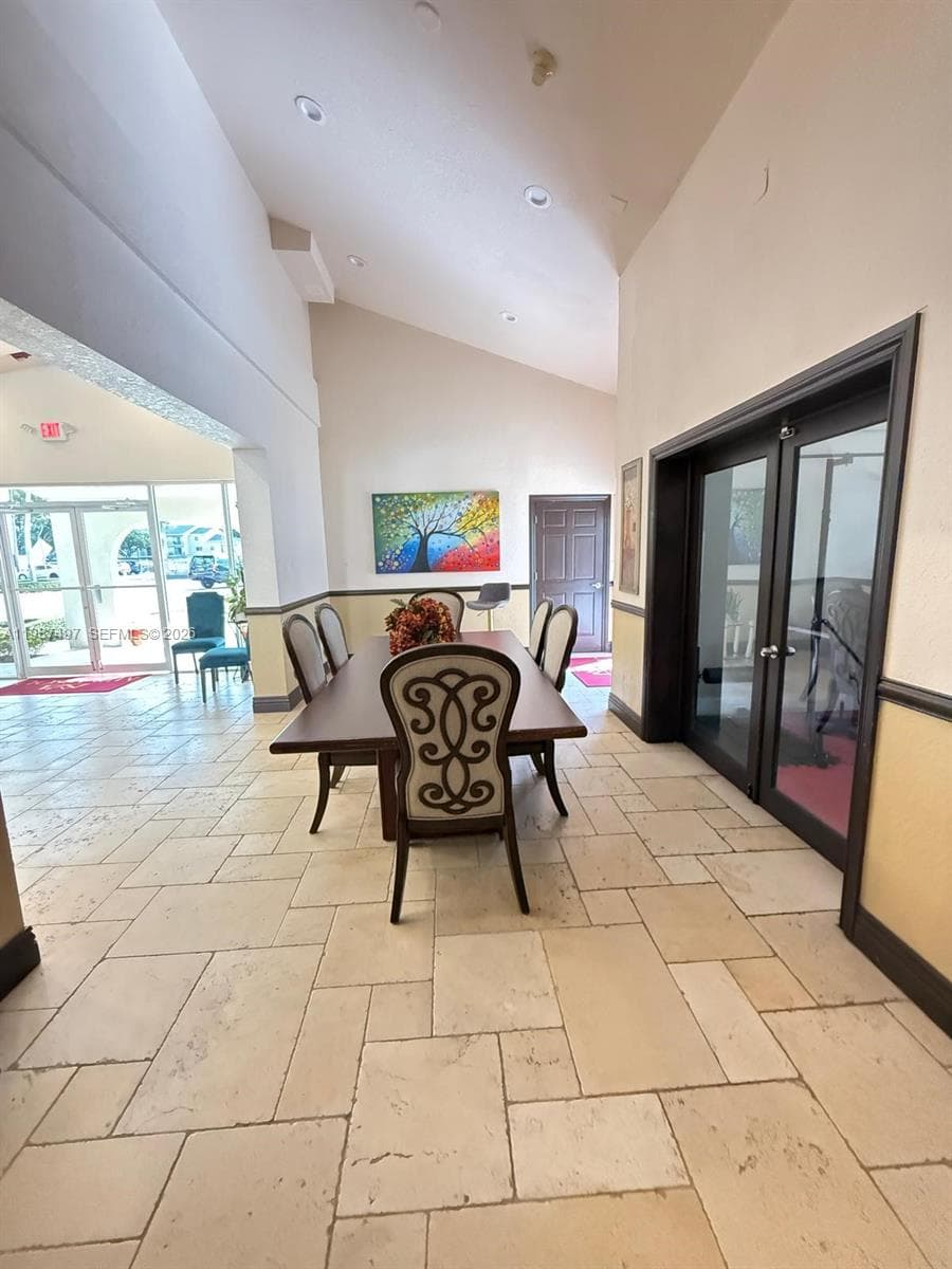 6045 NW 186th St # 115, Hialeah FL 33015 — 5
