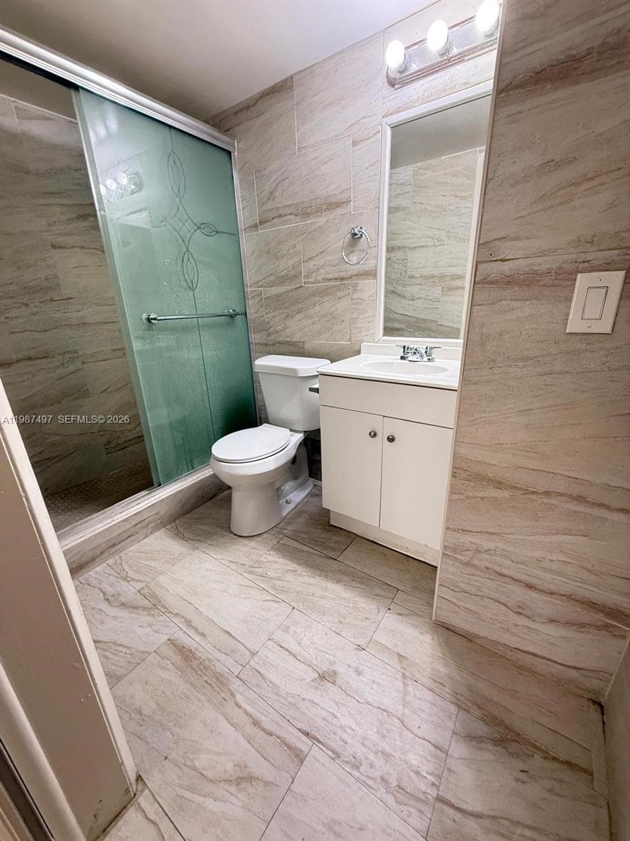 6045 NW 186th St # 115, Hialeah FL 33015 — 30