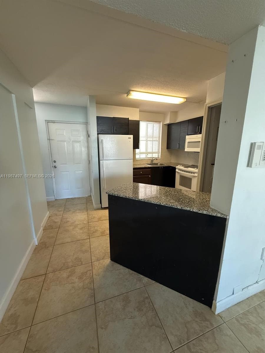 6045 NW 186th St # 115, Hialeah FL 33015 — 11