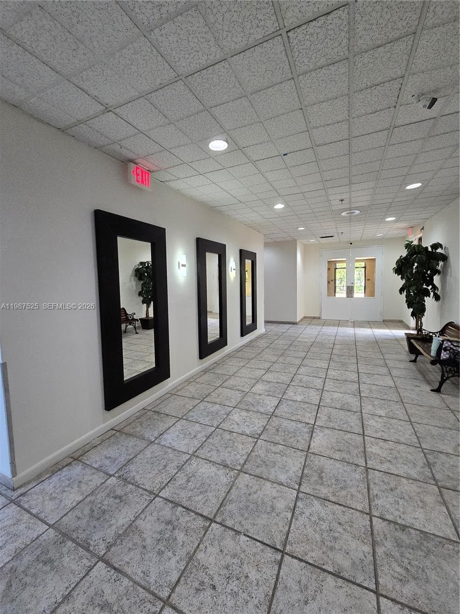 900 NE 195th St # 709, Miami FL 33179 — 14