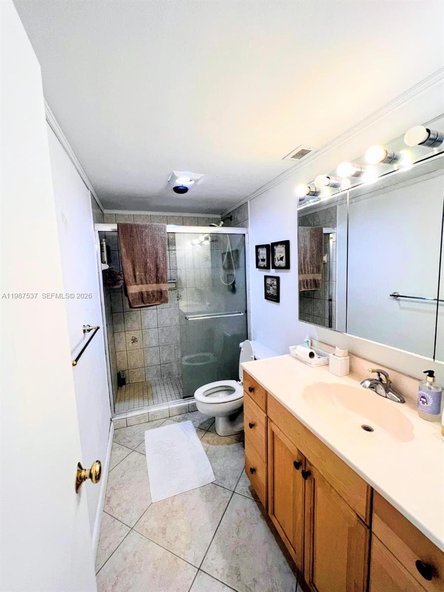 300 Bayview Dr # 915, Sunny Isles Beach FL 33160 — 27