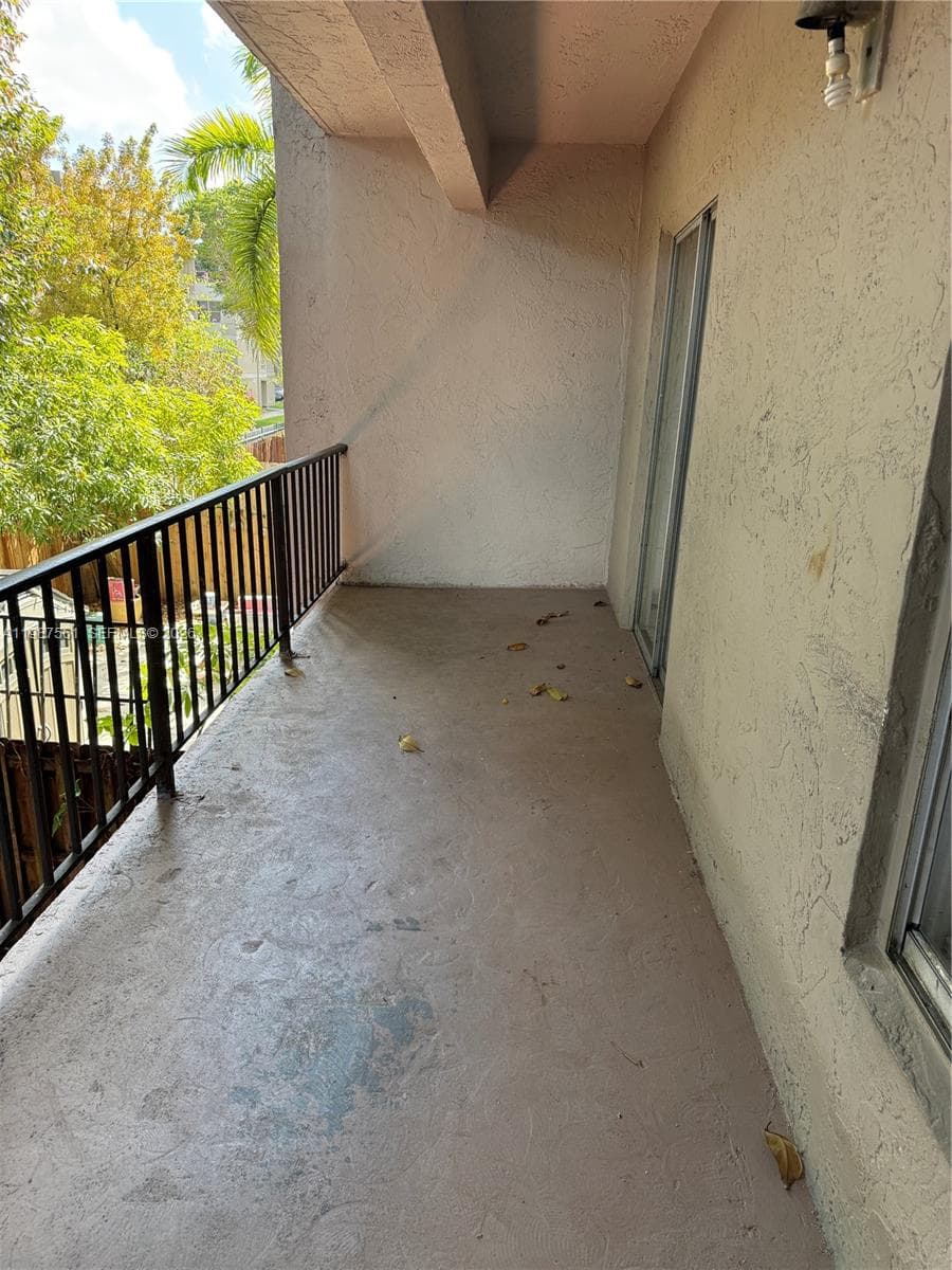 5755 W 20th Ave # 201, Hialeah FL 33012 — 23