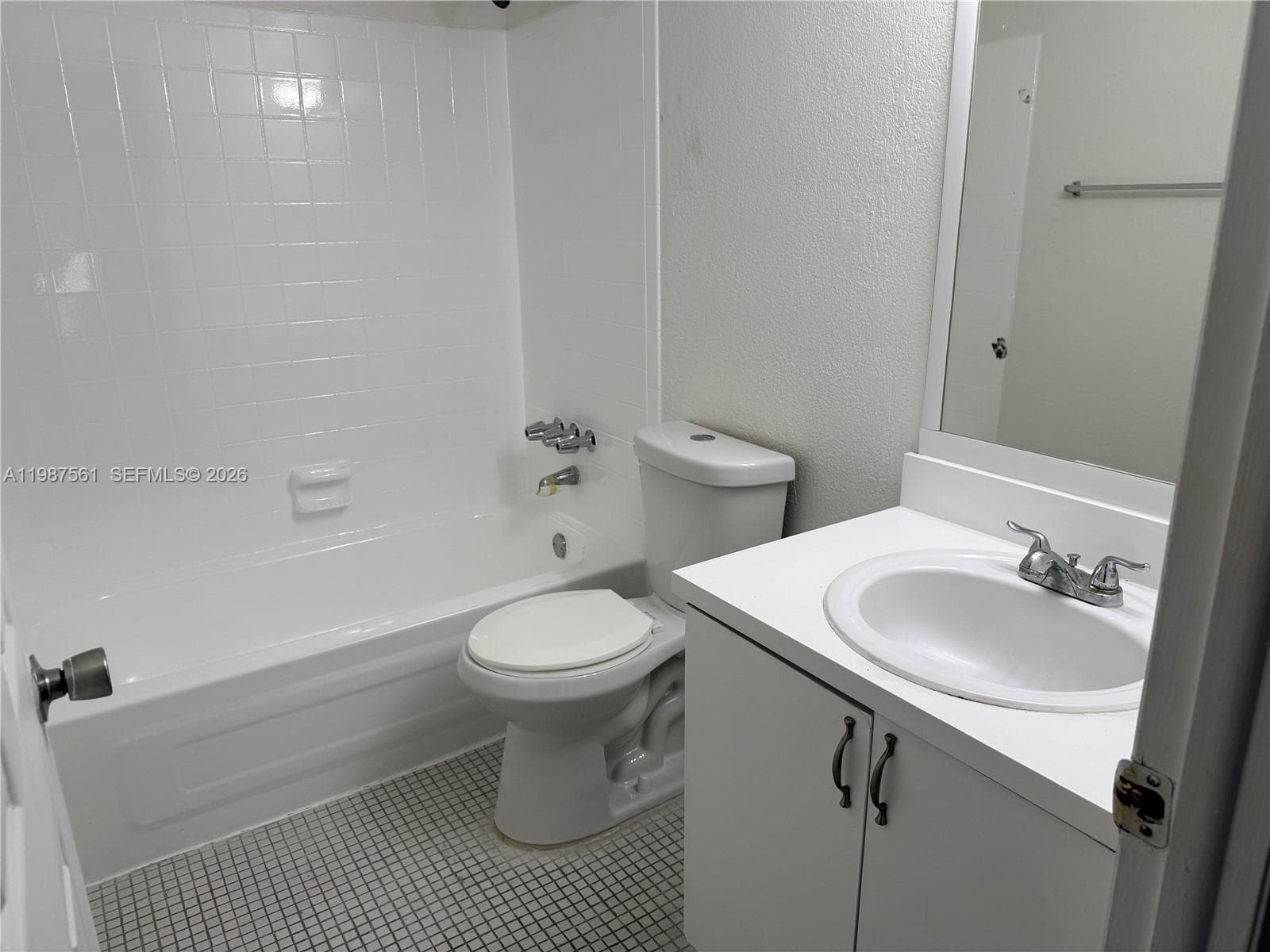 5755 W 20th Ave # 201, Hialeah FL 33012 — 12