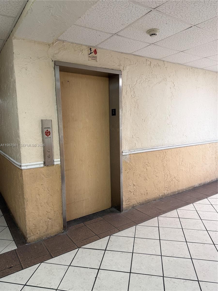5755 W 20th Ave # 201, Hialeah FL 33012 — 20
