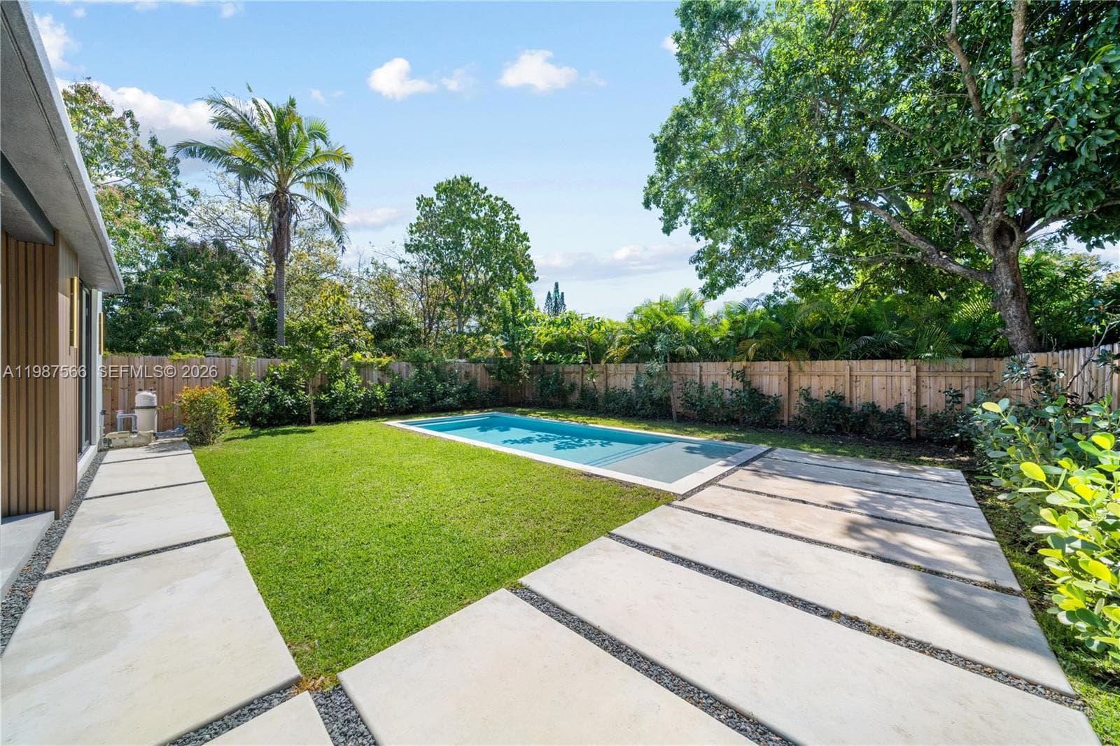 412 NW 47th St, Miami FL 33127 — 42