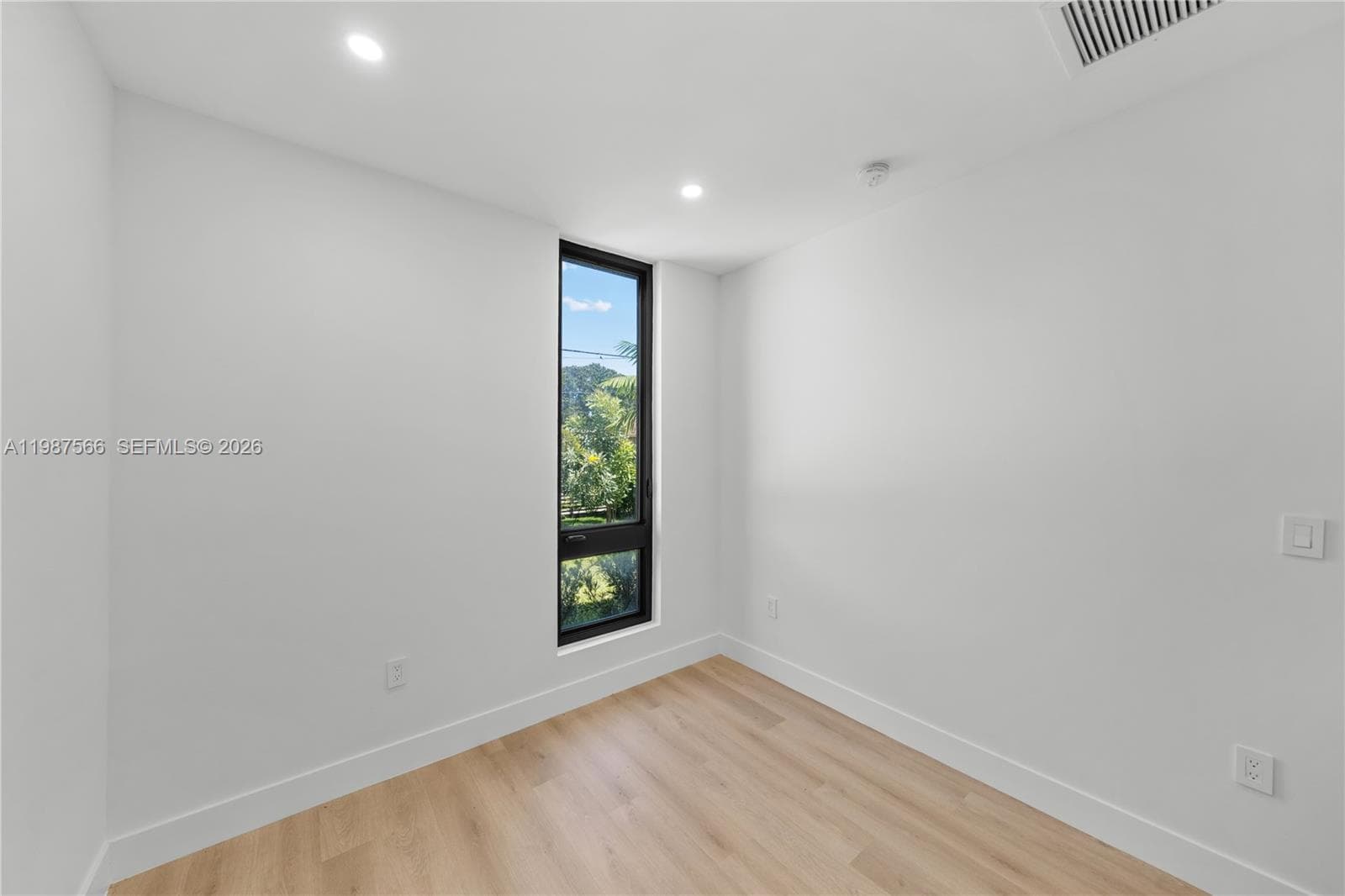 412 NW 47th St, Miami FL 33127 — 37