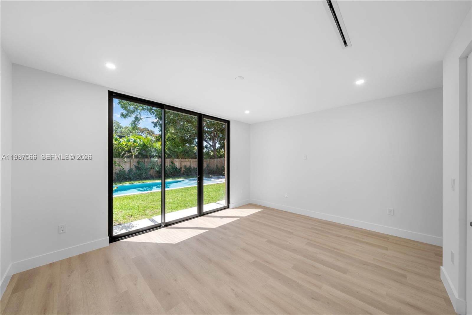 412 NW 47th St, Miami FL 33127 — 21
