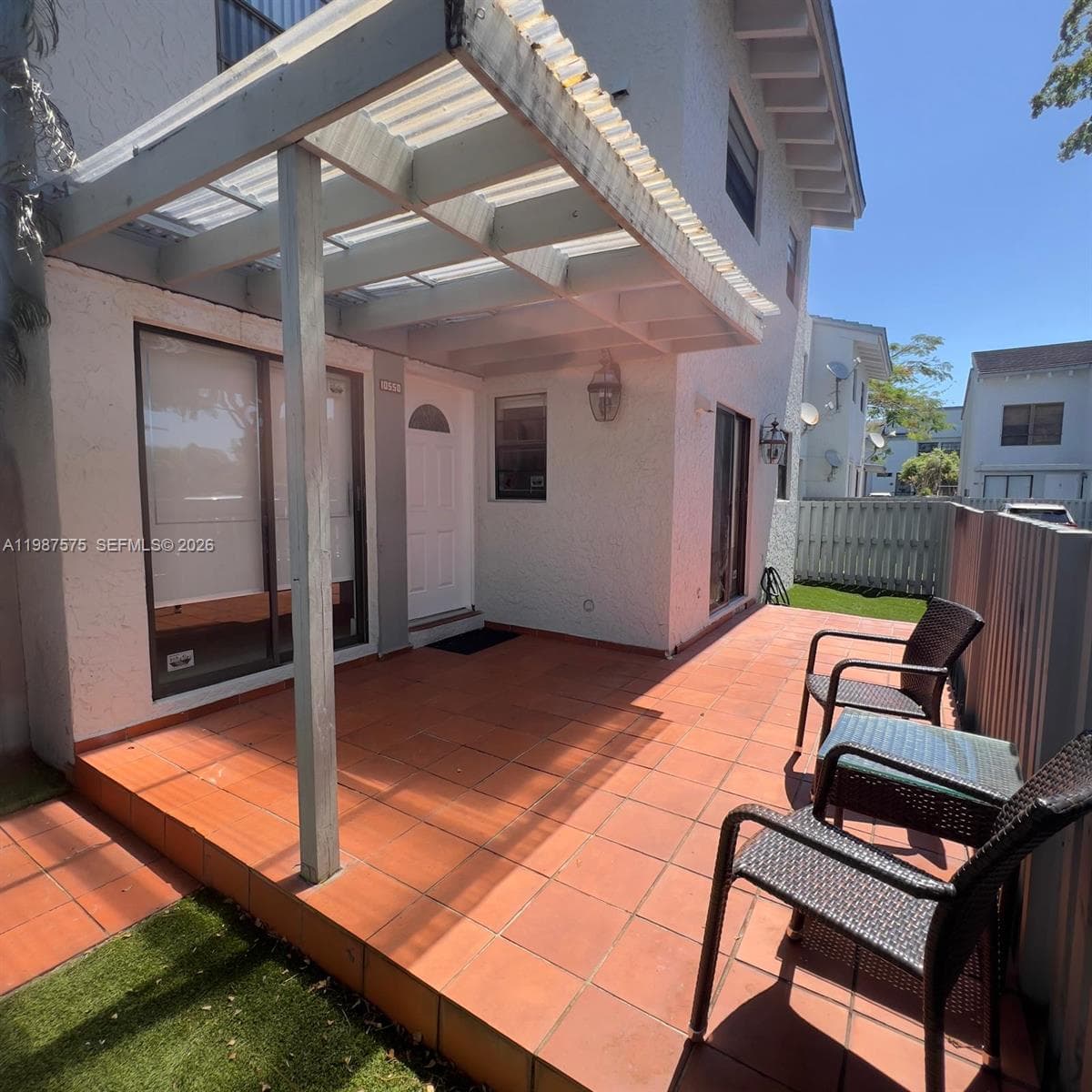10550 NW 7th Ter # B7, Miami FL 33172 — 2