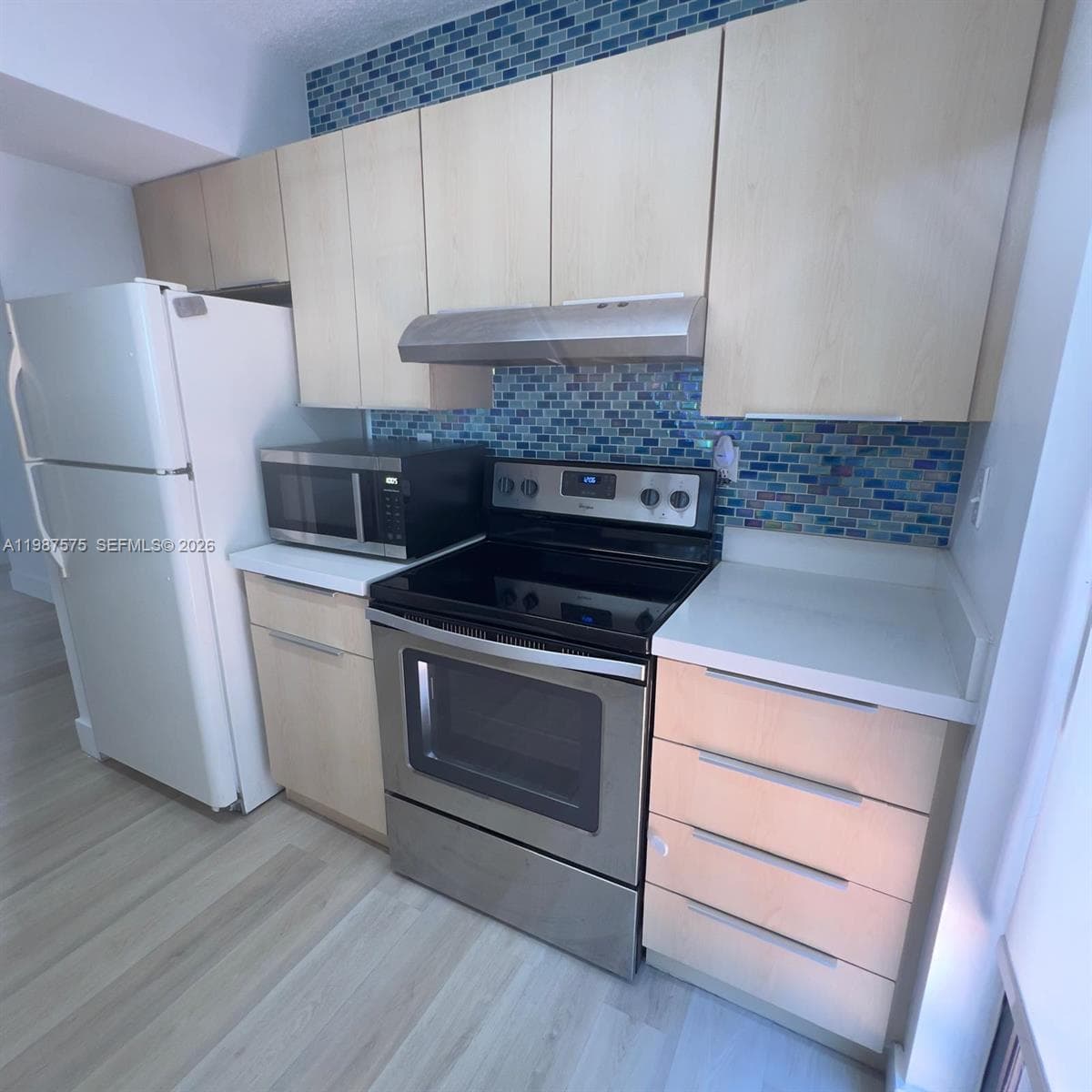 10550 NW 7th Ter # B7, Miami FL 33172 — 11