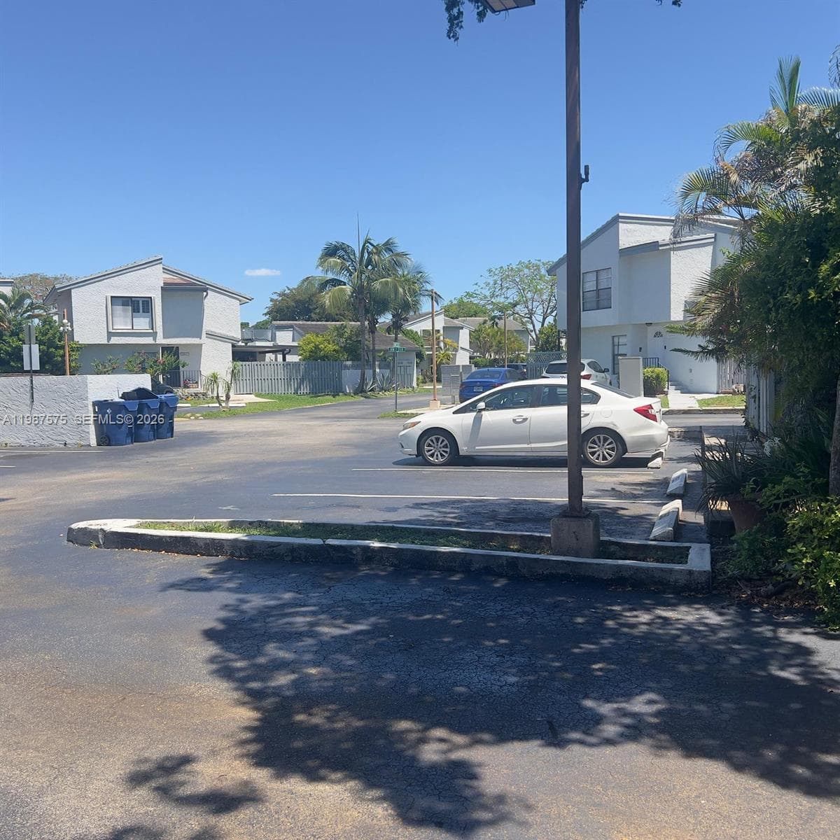 10550 NW 7th Ter # B7, Miami FL 33172 — 8
