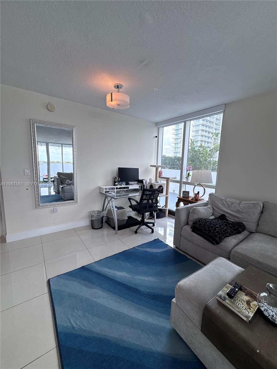 1861 NW S River Dr # 705, Miami FL 33125 — 13