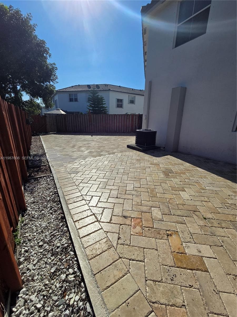 5630 NW 107th Ave # 1605, Doral FL 33178 — 19