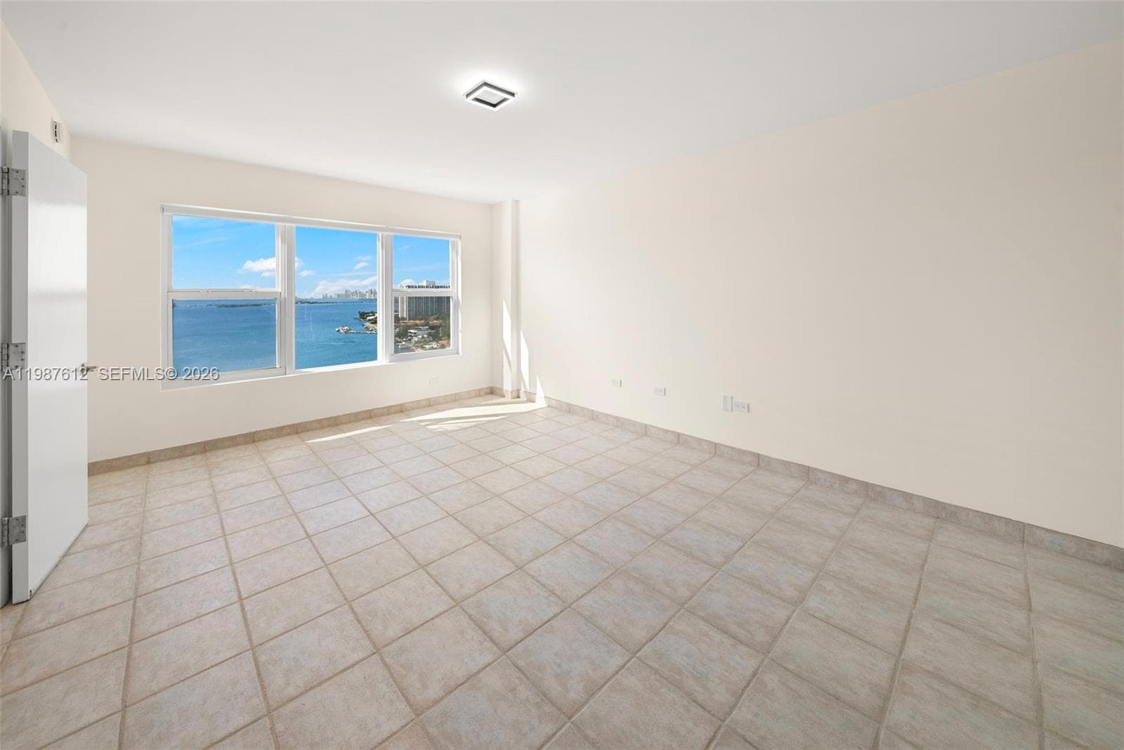 11111 Biscayne Blvd # 19D, Miami FL 33181 — 13