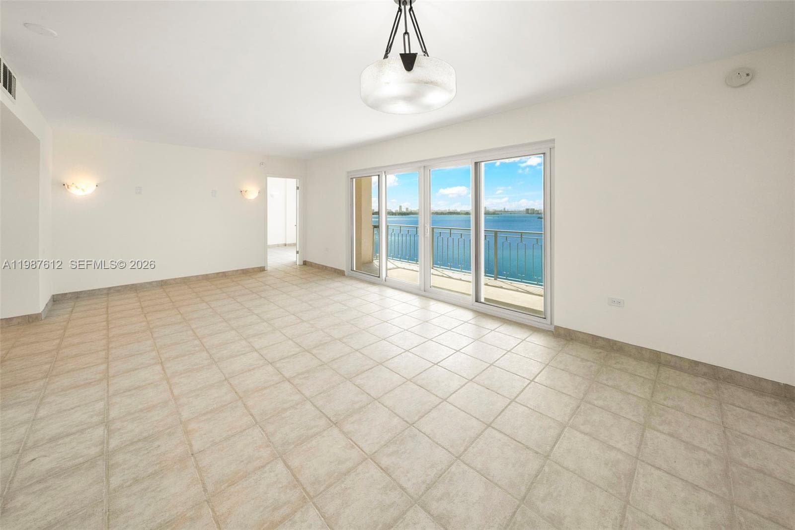 11111 Biscayne Blvd # 19D, Miami FL 33181 — 17