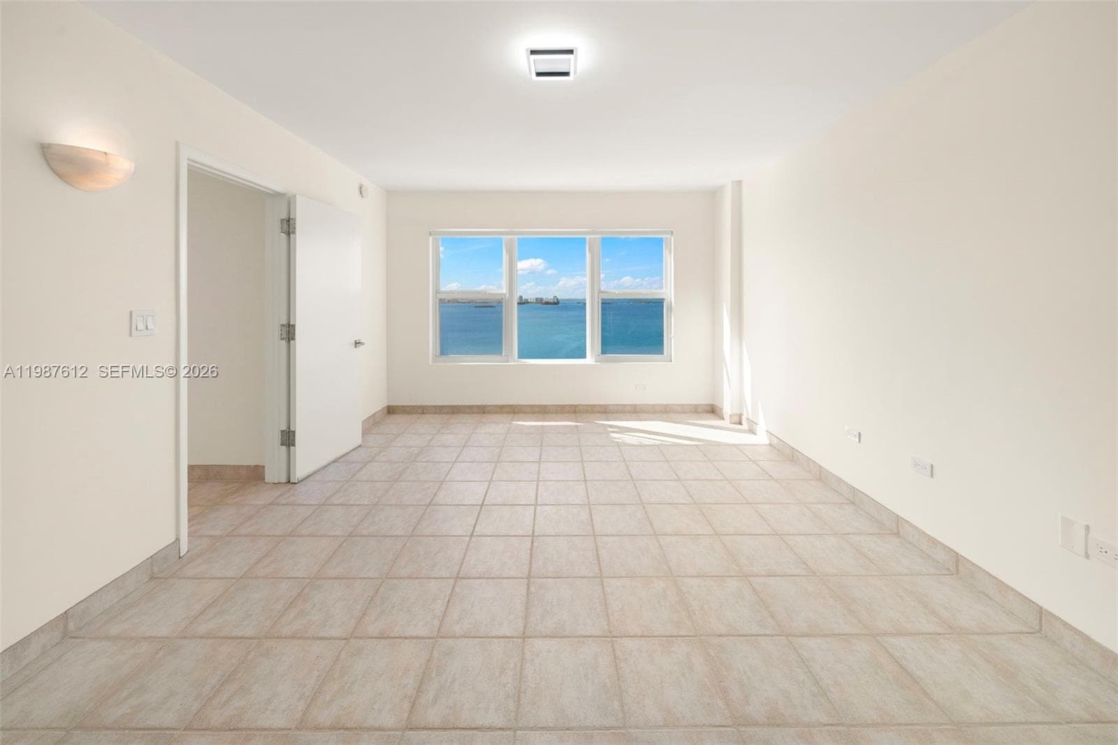 11111 Biscayne Blvd # 19D, Miami FL 33181 — 16