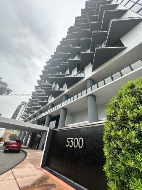 5300 NW 85th Ave # 409, Doral FL 33166 — 1