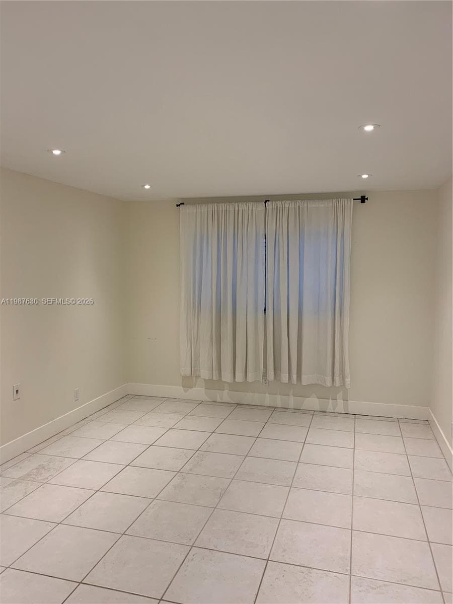 1200 Mariposa Ave # E104, Coral Gables FL 33146 — 16