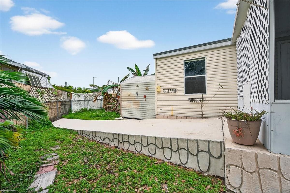 35250 SW 177th Ct, Homestead FL 33034 — 6
