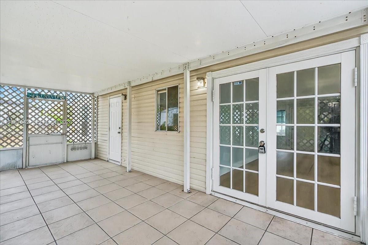 35250 SW 177th Ct, Homestead FL 33034 — 16