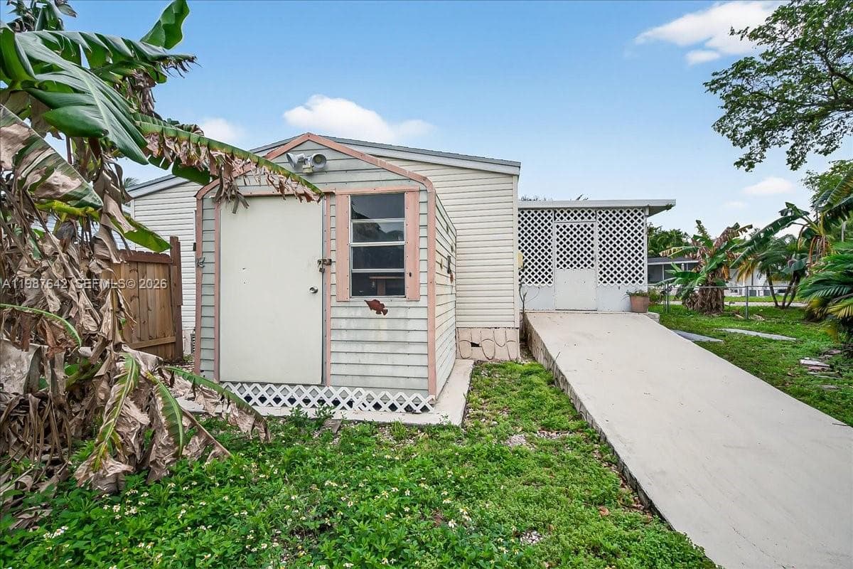 35250 SW 177th Ct, Homestead FL 33034 — 4