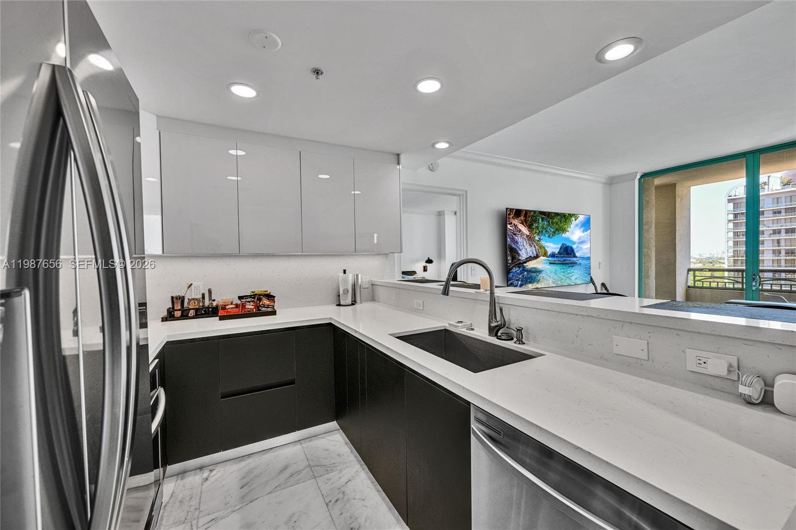 3350 SW 27th Ave # 1908, Coconut Grove FL 33133 — 14