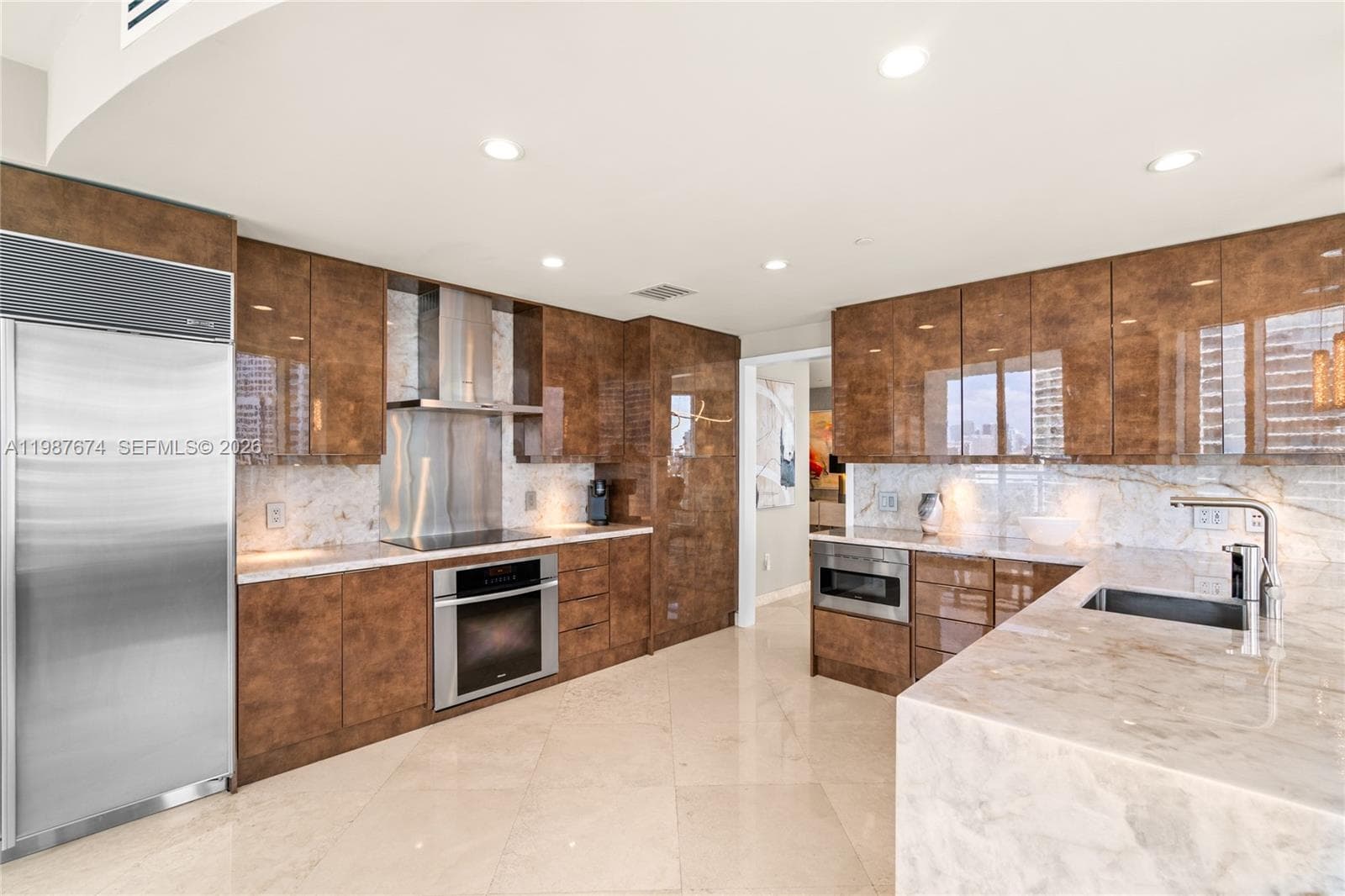 901 Brickell Key Blvd # 2804, Miami FL 33131 — 90