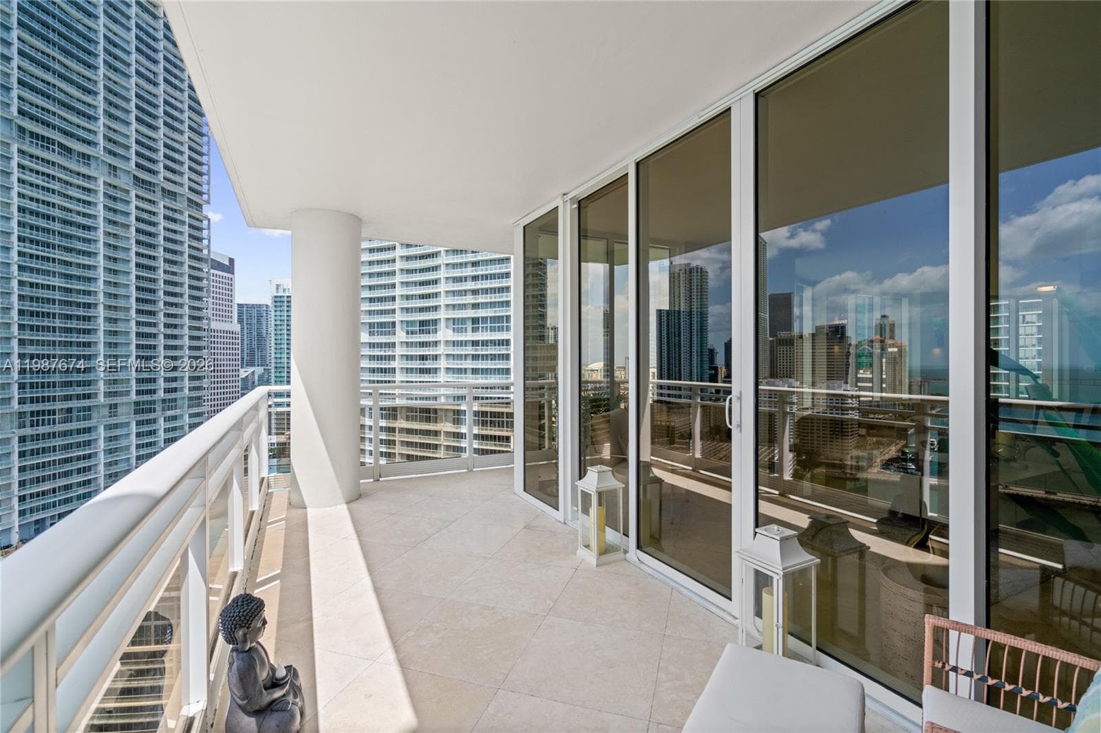 901 Brickell Key Blvd # 2804, Miami FL 33131 — 73