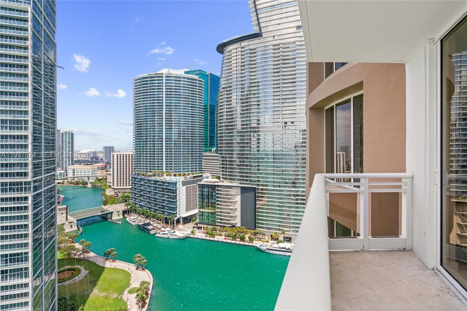 901 Brickell Key Blvd # 2804, Miami FL 33131 — 79