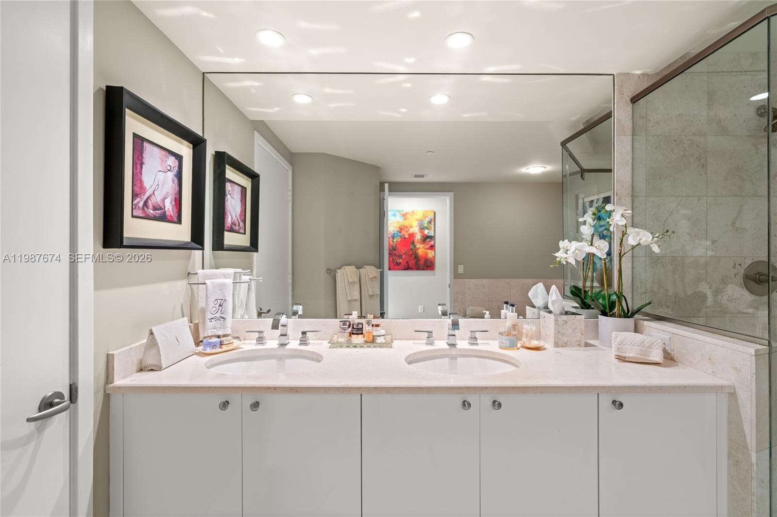 901 Brickell Key Blvd # 2804, Miami FL 33131 — 33