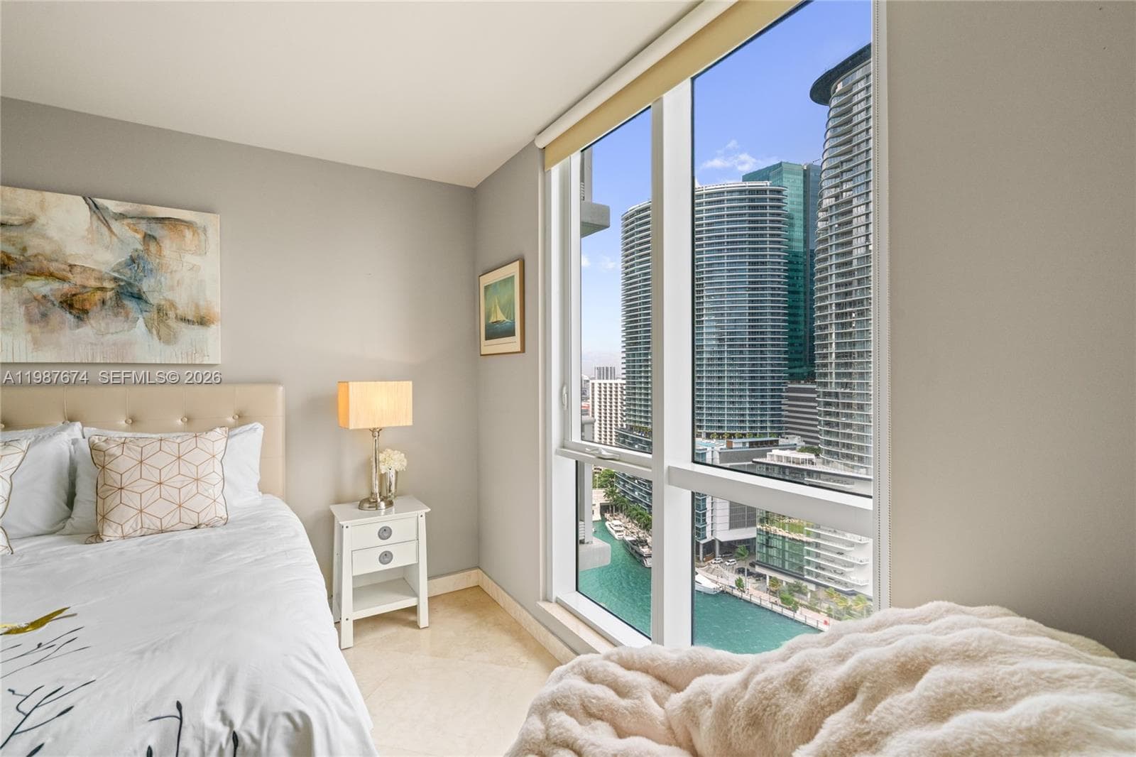 901 Brickell Key Blvd # 2804, Miami FL 33131 — 54