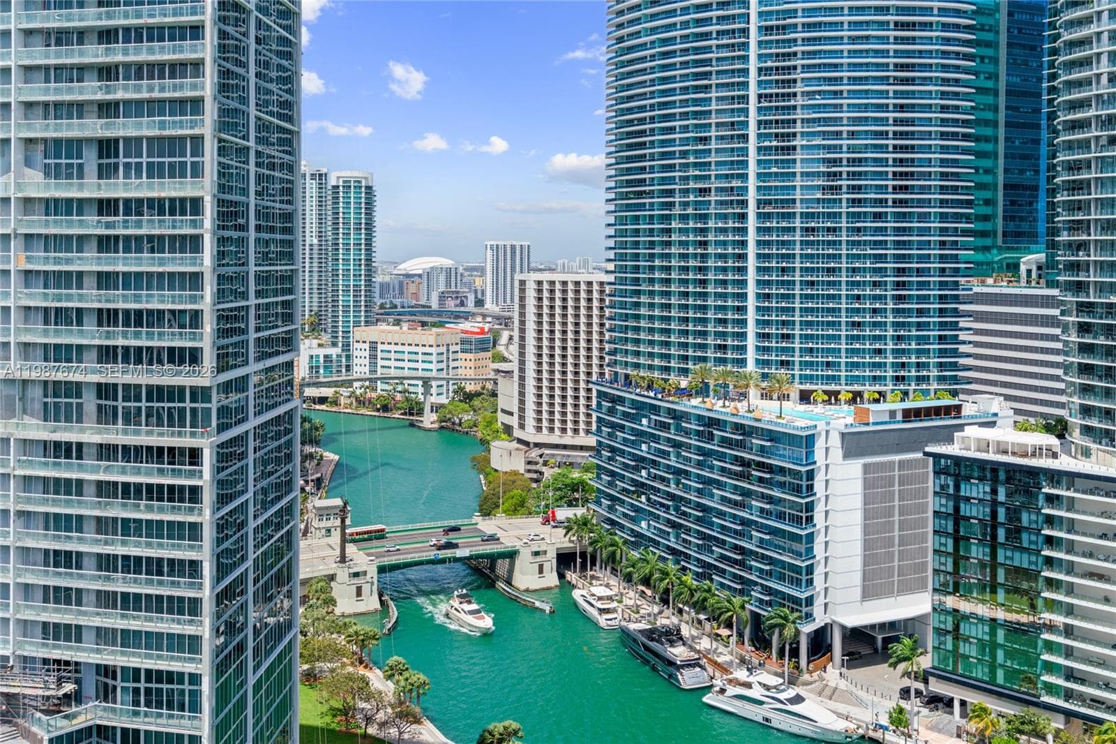 901 Brickell Key Blvd # 2804, Miami FL 33131 — 85