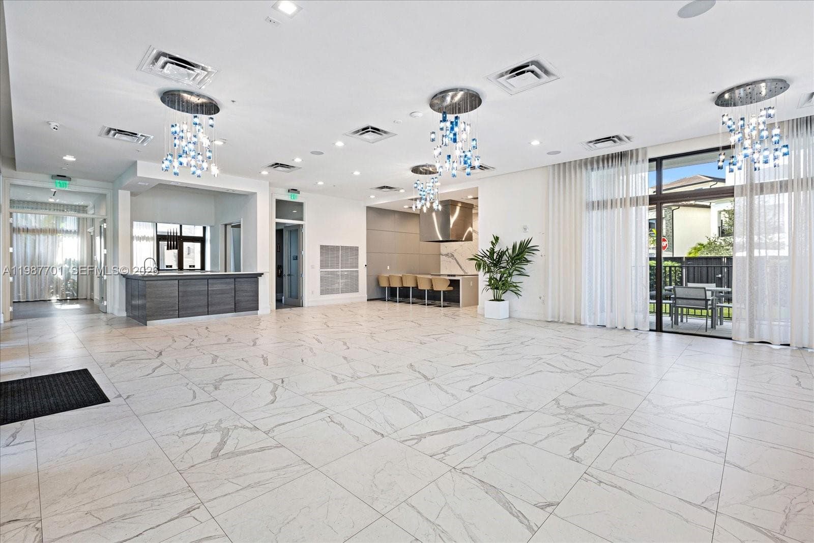 4346 NW 81st Ave, Doral FL 33166 — 43