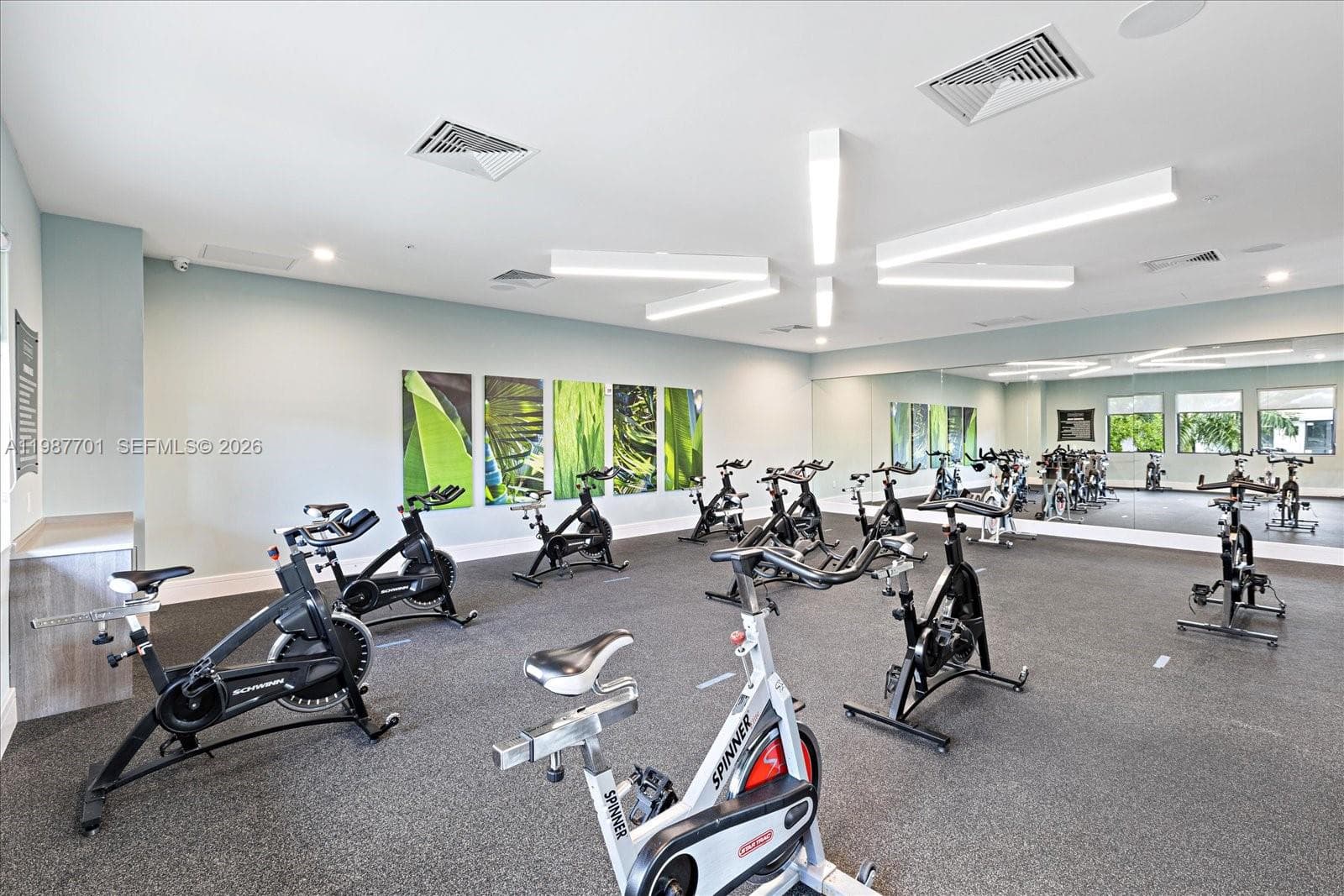 4346 NW 81st Ave, Doral FL 33166 — 36
