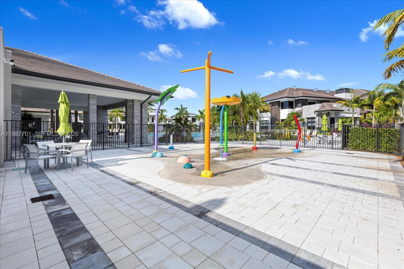 4346 NW 81st Ave, Doral FL 33166 — 34