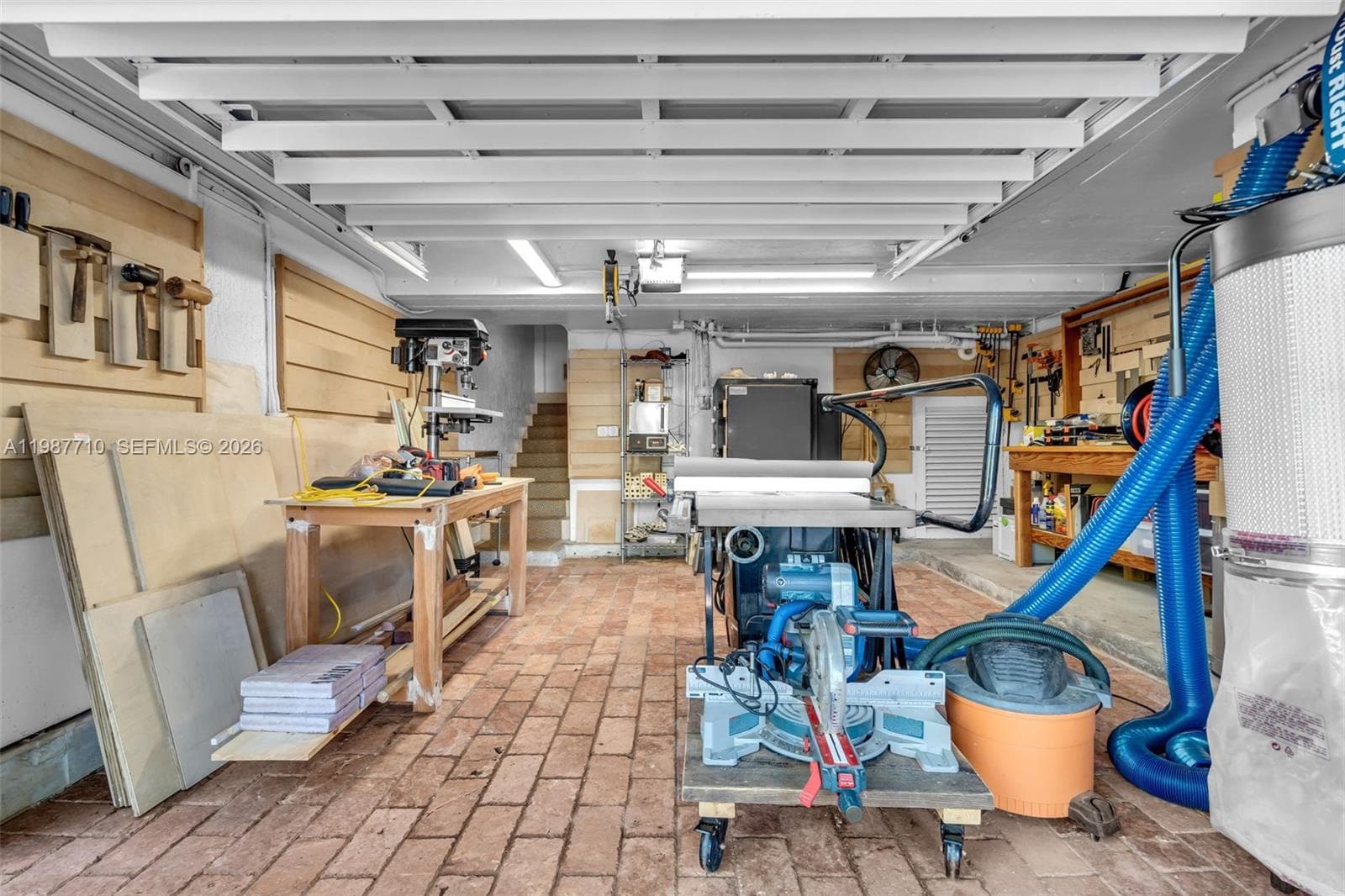 140 Hampton Ln, Key Biscayne FL 33149 — 37