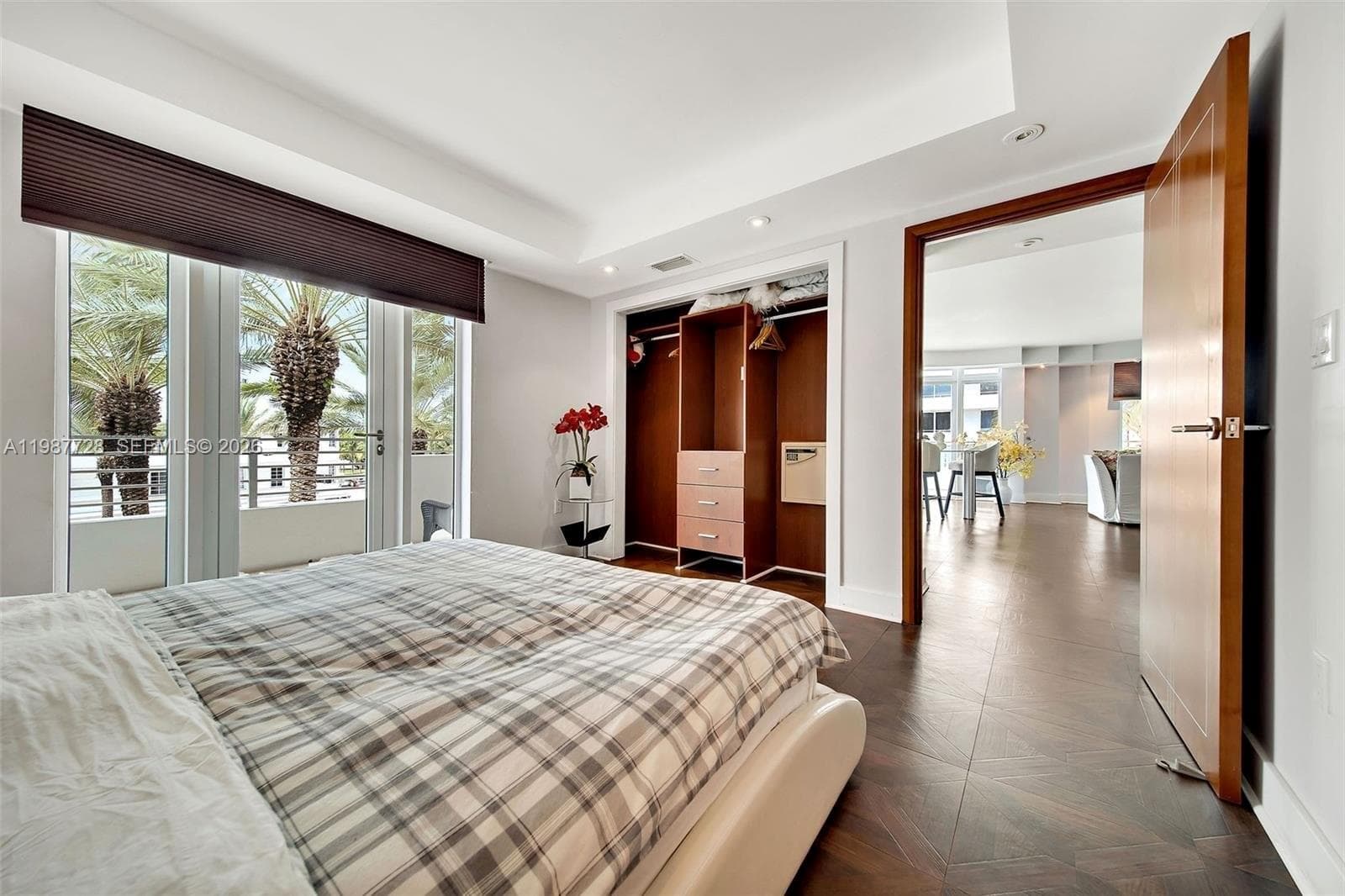 448 Ocean Dr # 302, Miami Beach FL 33139 — 12