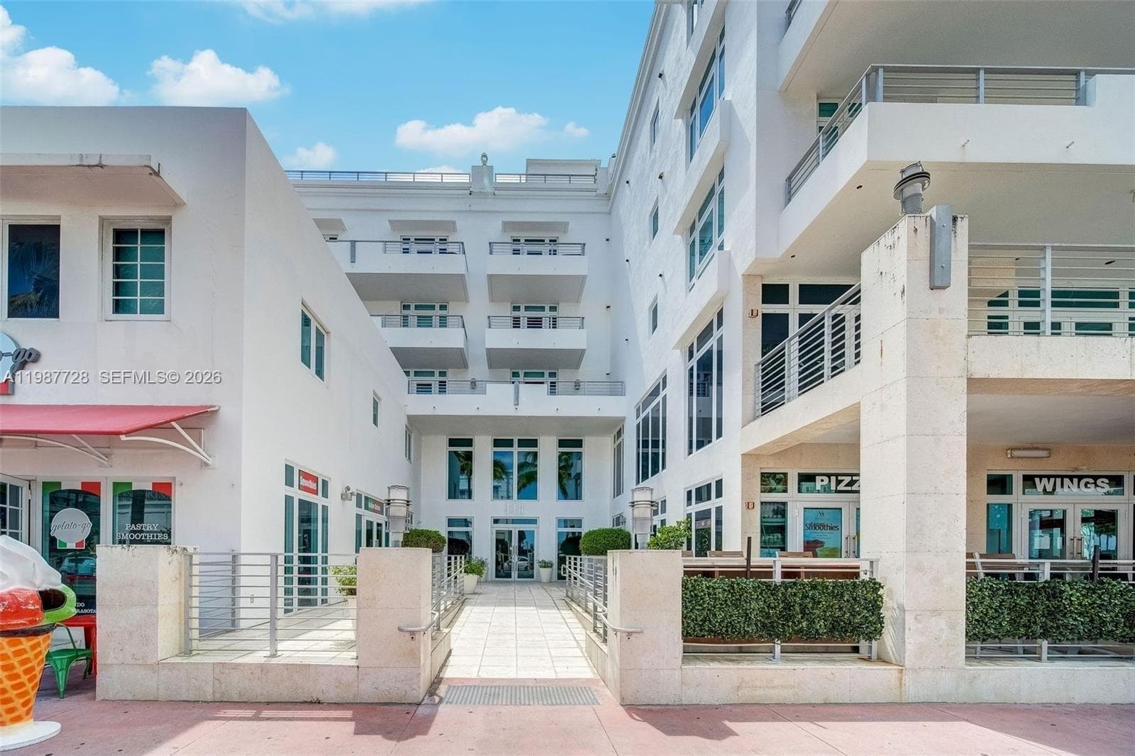 448 Ocean Dr # 302, Miami Beach FL 33139 — 22