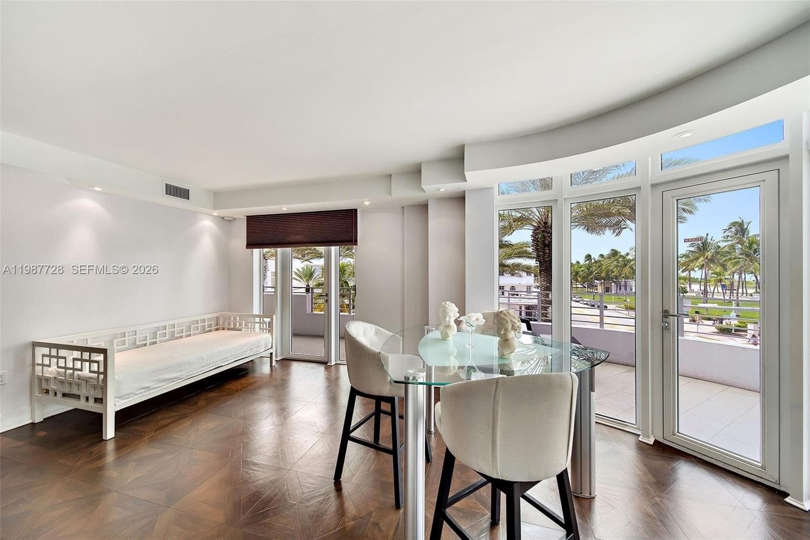 448 Ocean Dr # 302, Miami Beach FL 33139 — 7