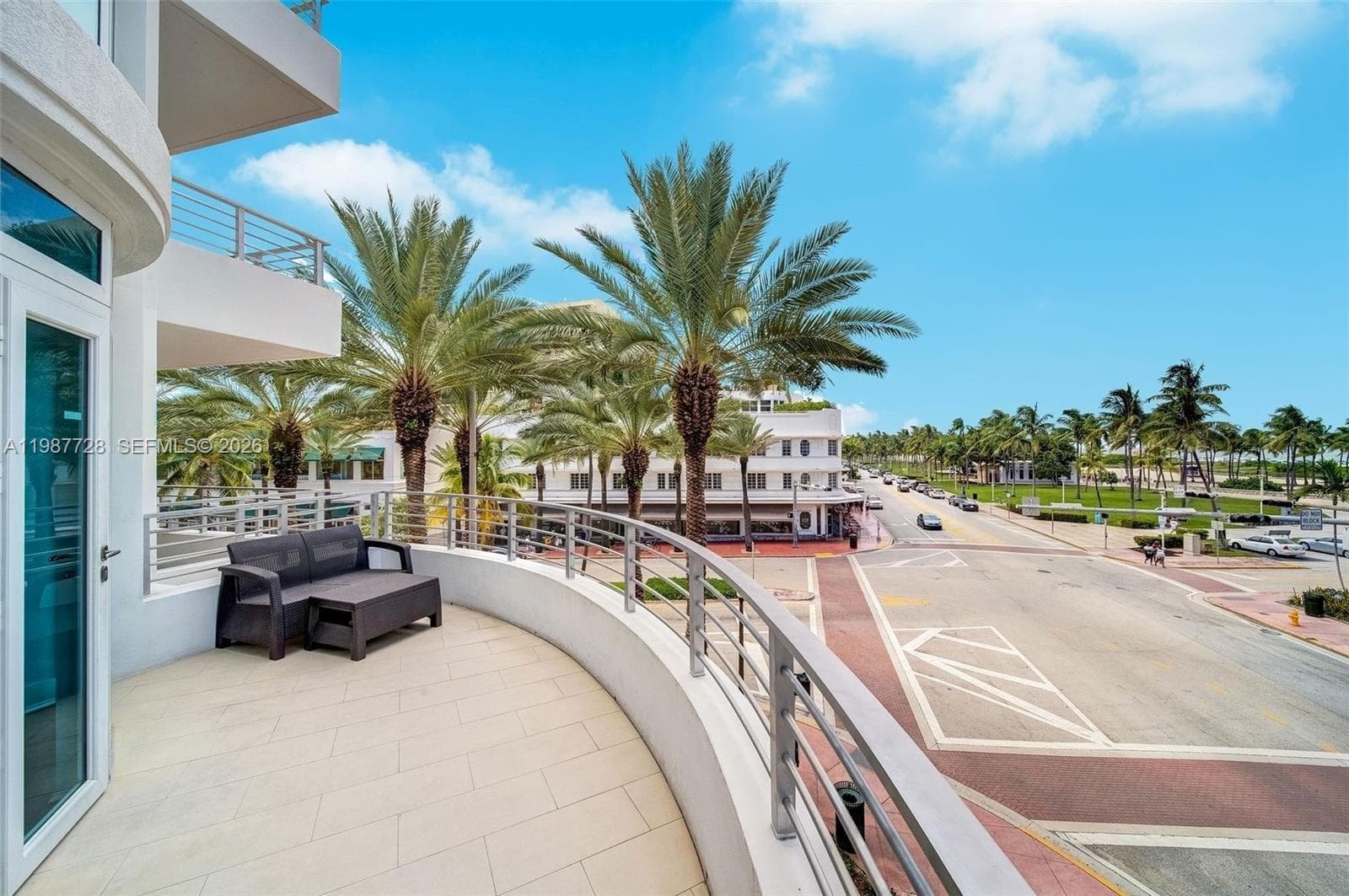 448 Ocean Dr # 302, Miami Beach FL 33139 — 10