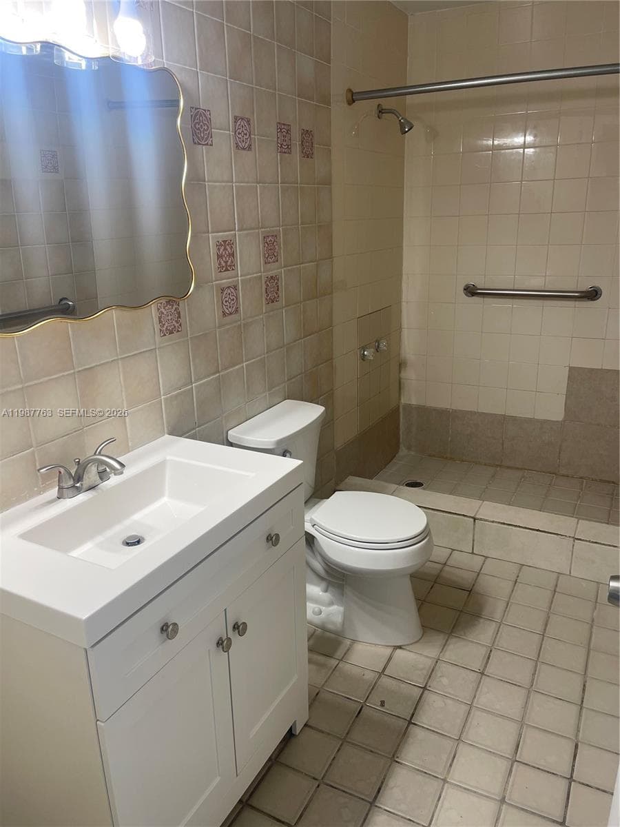 20700 SW 122nd Ave, Miami FL 33177 — 7