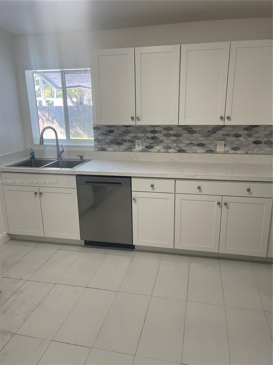 20700 SW 122nd Ave, Miami FL 33177 — 9