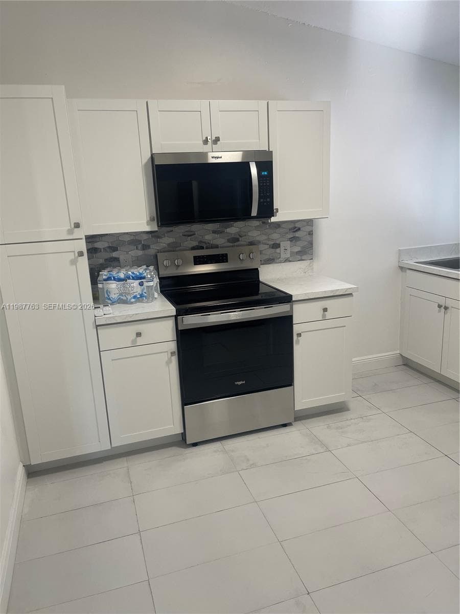 20700 SW 122nd Ave, Miami FL 33177 — 10