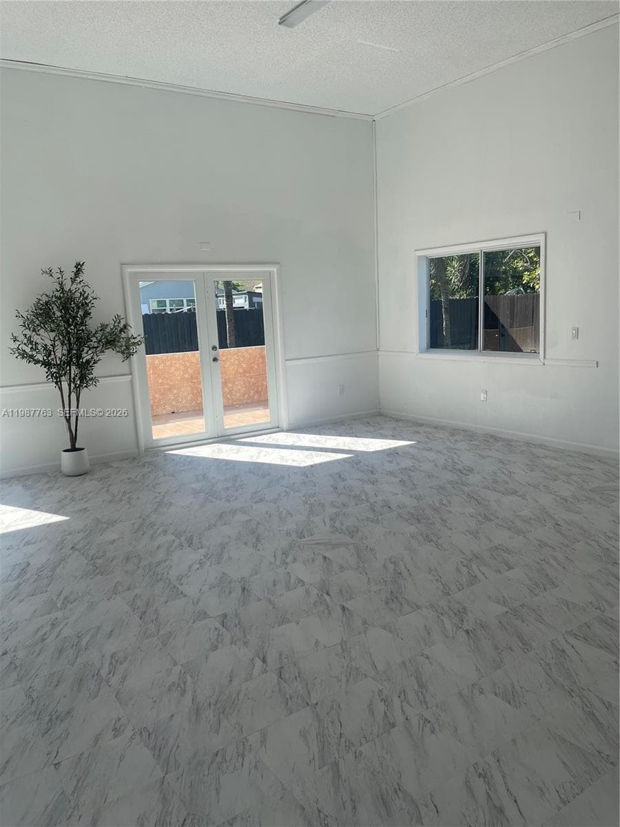20700 SW 122nd Ave, Miami FL 33177 — 14