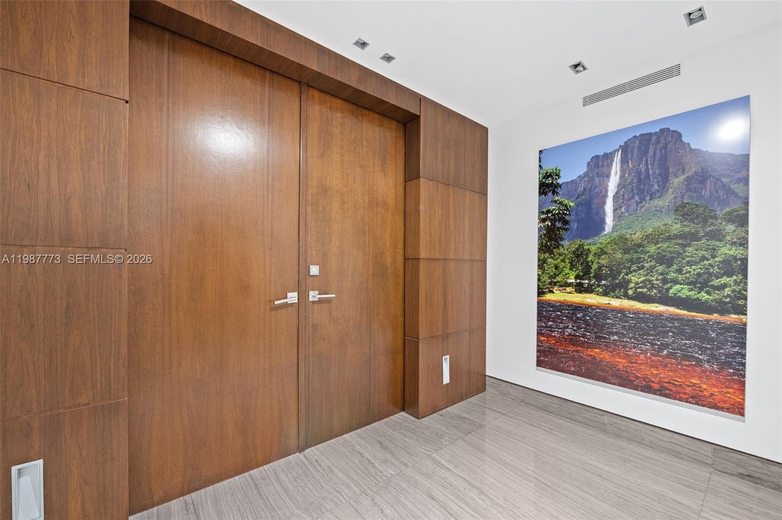 3535 Hiawatha Ave # 502, Miami FL 33133 — 6