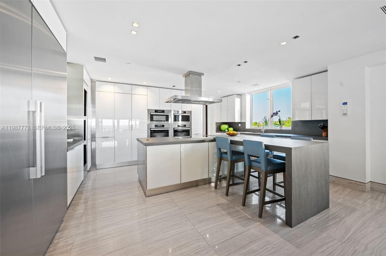 3535 Hiawatha Ave # 502, Miami FL 33133 — 9